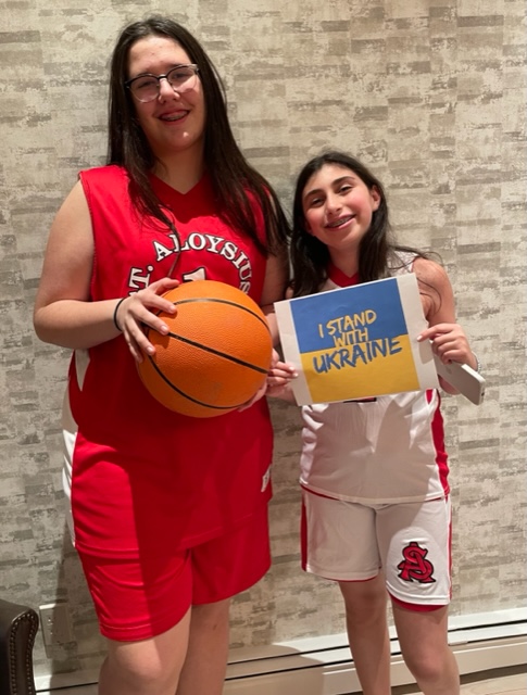 2 Great Neck girls use basketball to help Ukraine relief