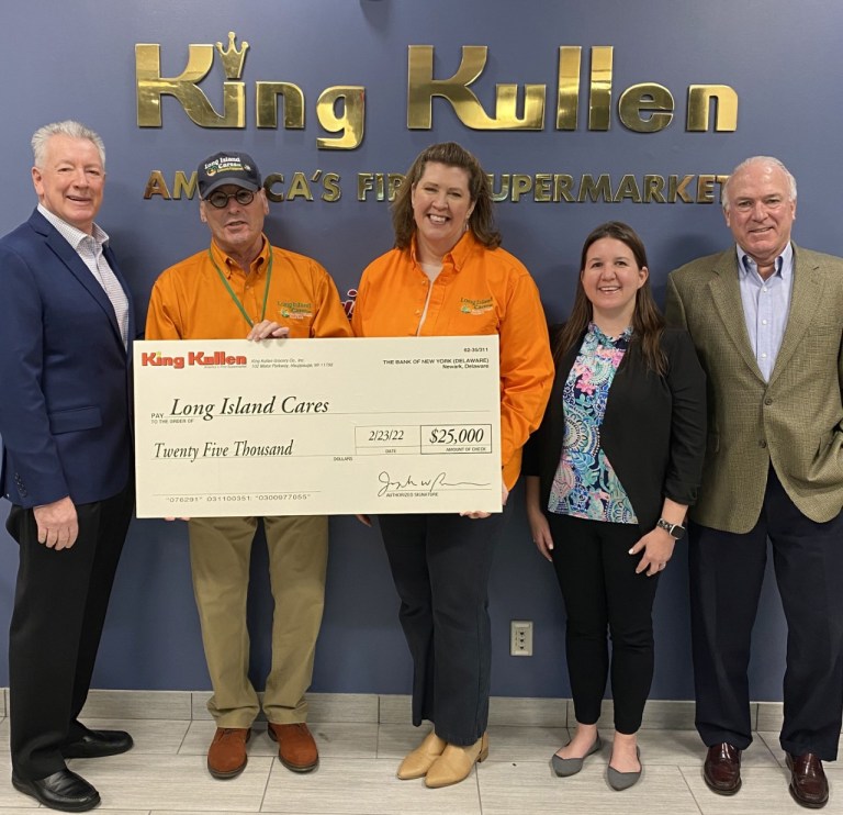 King Kullen raises $25,000 for Long Island Cares/Harry Chapin Food Bank