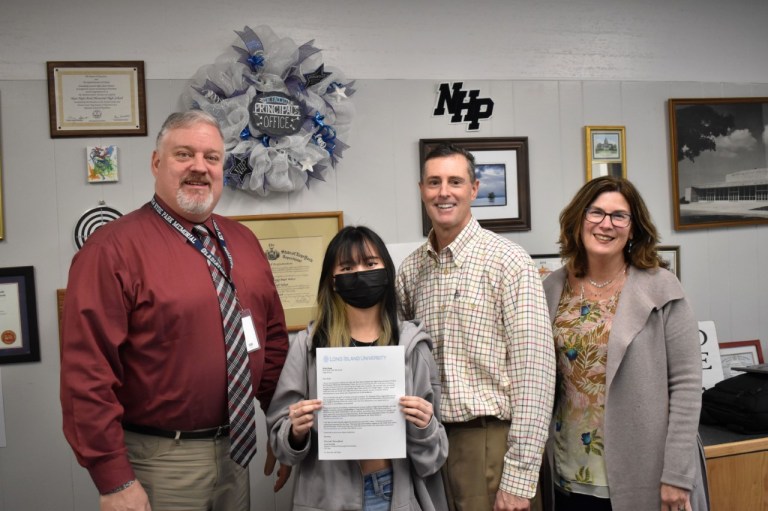 New Hyde Park Memorial students receives scholarship New Hyde Park Memorial students receives scholarship