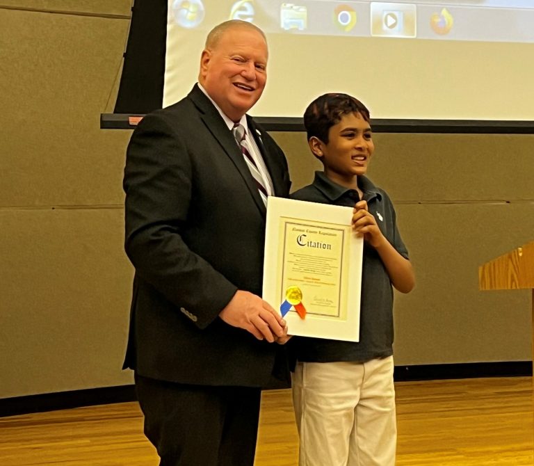 Legislator Arnold W. Drucker Congratulates Winners of Third Annual Judy Jacobs Essay Contest Legislator Arnold W. Drucker Congratulates Winners of Third Annual Judy Jacobs Essay Contest