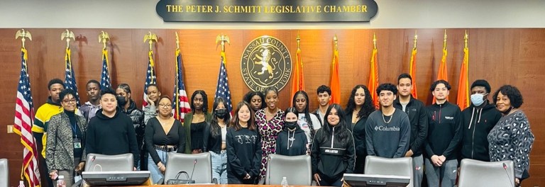 Legislator Siela A. Bynoe Welcomes Westbury High School Students to the Theodore Roosevelt Executive & Legislative Building Legislator Siela A. Bynoe Welcomes Westbury High School Students to the Theodore Roosevelt Executive & Legislative Building
