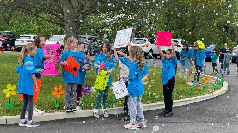 Jefferson Primary School holds first walk to end Alzheimer’s