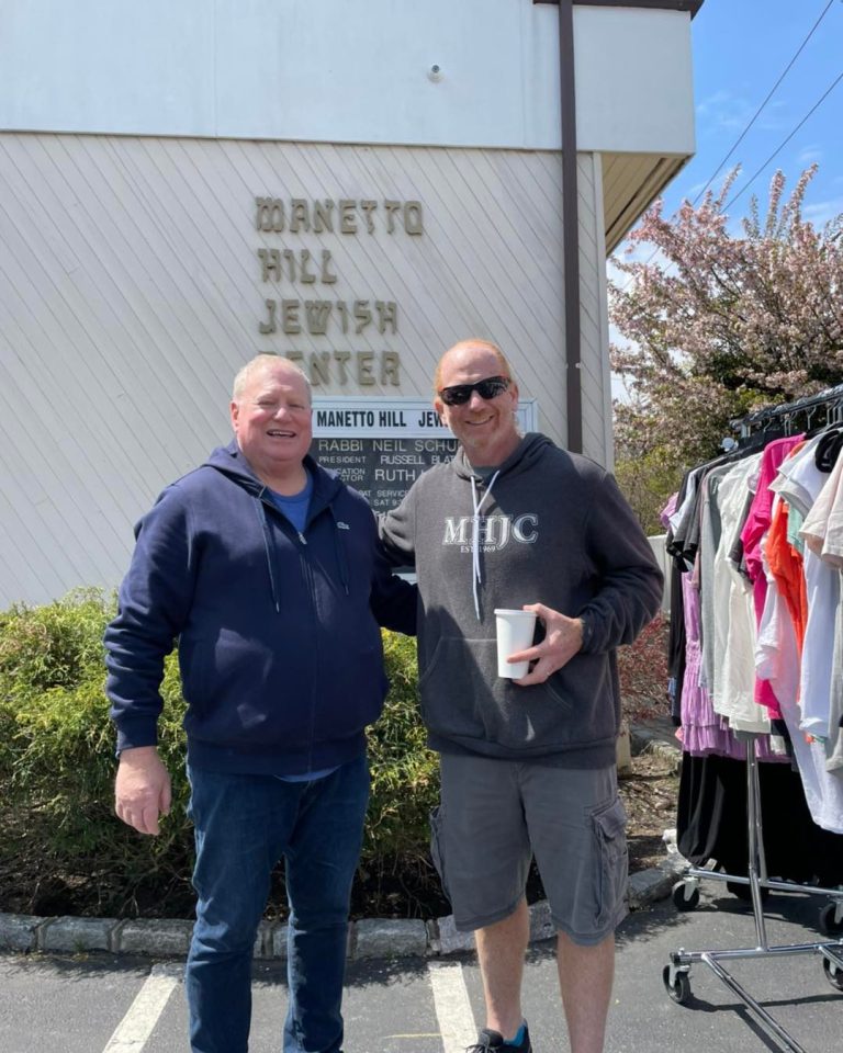 Legislator Drucker supports Manetto Hills Jewish Center boutique Legislator Drucker supports Manetto Hills Jewish Center boutique
