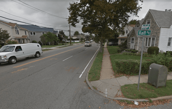 Mineola hit-run driver gets year in jail for killing rapper’s father Mineola hit-run driver gets year in jail for killing rapper’s father