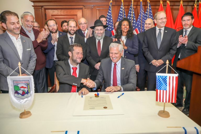 Blakeman announces ‘friendship agreement’ between Nassau, Judea and Samaria