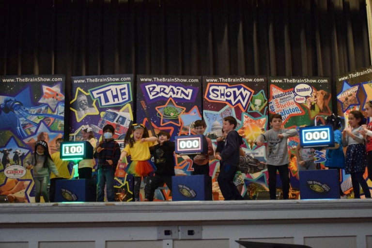 Floral Park-Bellerose Schools hosts “The Brain Show” Floral Park-Bellerose Schools hosts “The Brain Show”