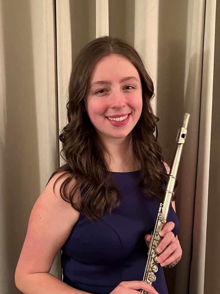 Herricks sophomore wins New York Flute Club Young Musicians Contest Herricks sophomore wins New York Flute Club Young Musicians Contest