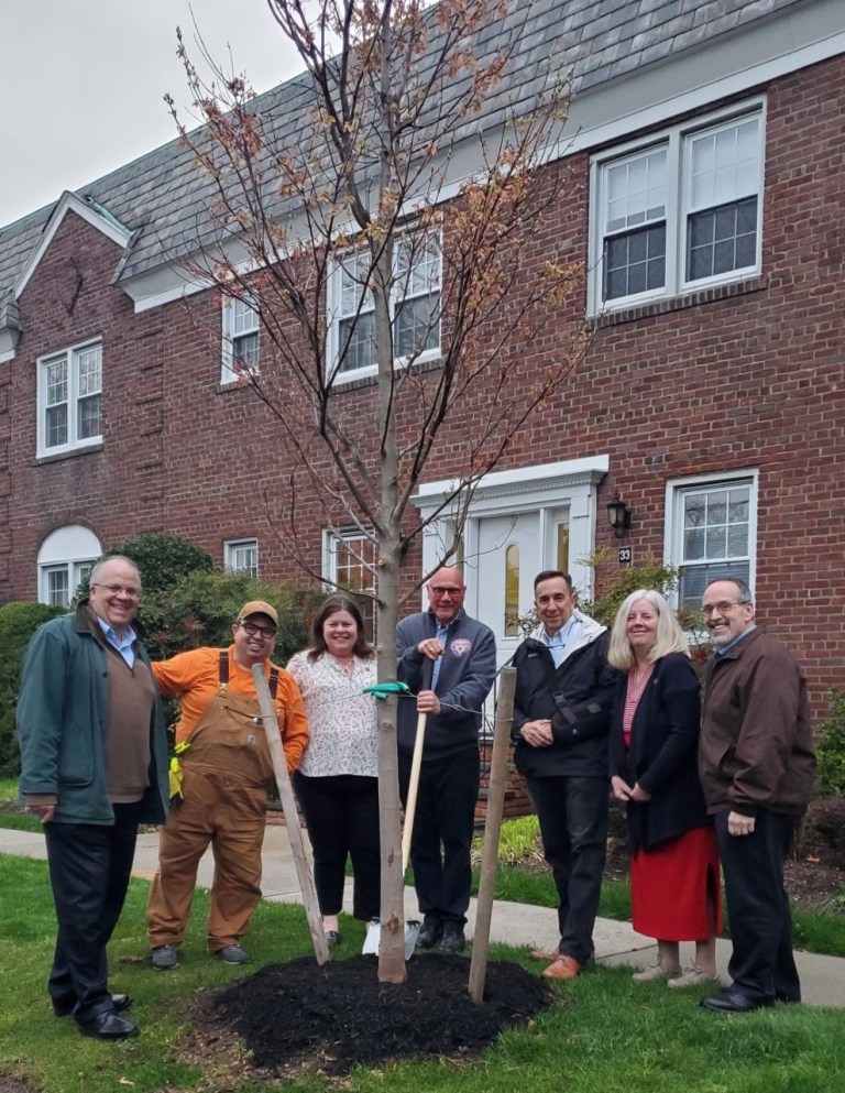 Floral Park celebrates Arbor Day