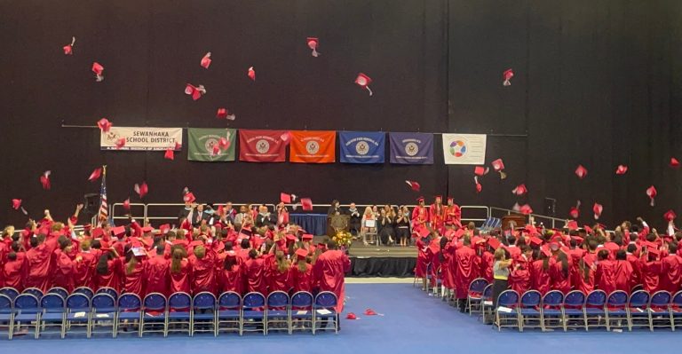 Floral Park Memorial HS salutes Class of 2022