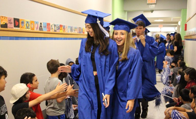 Roslyn High School’s annual Senior Walk returns