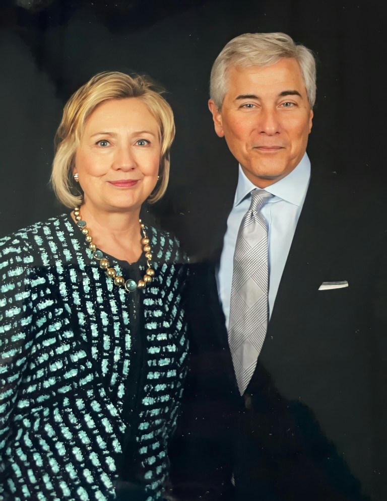 Hillary Clinton endorses Zimmerman in 3rd CD primary Hillary Clinton endorses Zimmerman in 3rd CD primary