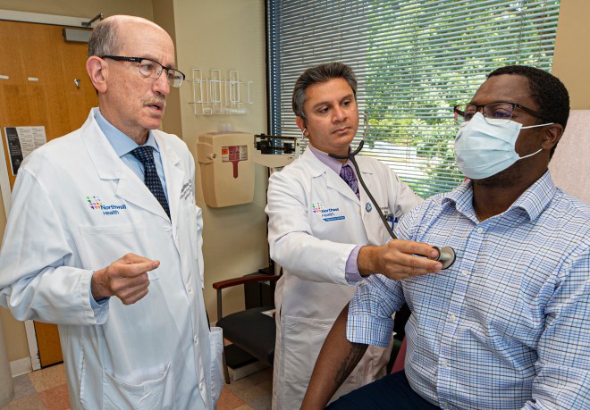 From left: Northwell Health Drs. Steven Fishbane and Kenar D. Jhaveri examine a patient. They will oversee the newly-created Galdi Fellowship in Onco-Nephrology and Glomerular Kidney Diseases.