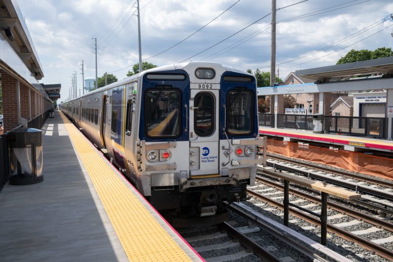 Hochul, MTA officials celebrate first section of Third Track opening in New Hyde Park Hochul, MTA officials celebrate first section of Third Track opening in New Hyde Park