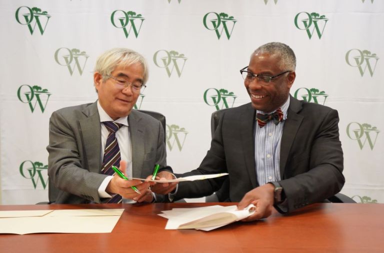 SUNY Old Westbury and Kanda University of International Studies sign education agreement