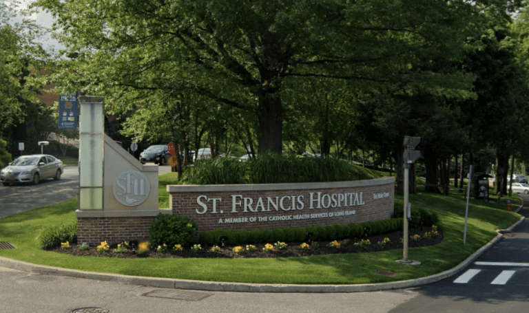 St. Francis, NYU Langone receive federal agency’s highest hospital rankings