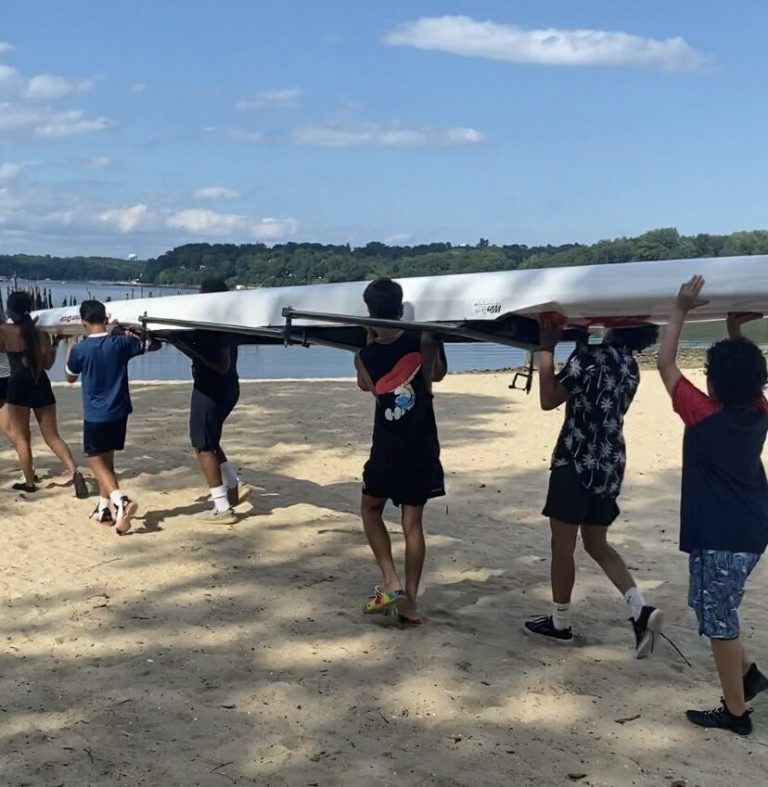 Port Rowing offers free camp for underprivileged