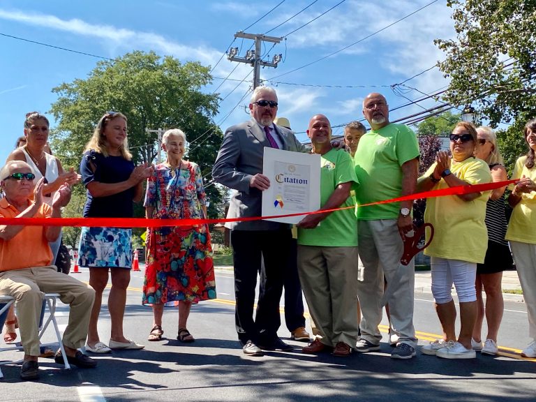 Updated Manorhaven Blvd. welcomed at fair Updated Manorhaven Blvd. welcomed at fair