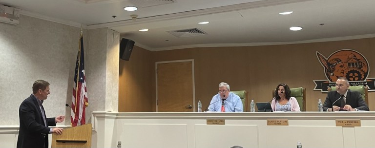 Mineola to vote on business overlay district in December Mineola to vote on business overlay district in December