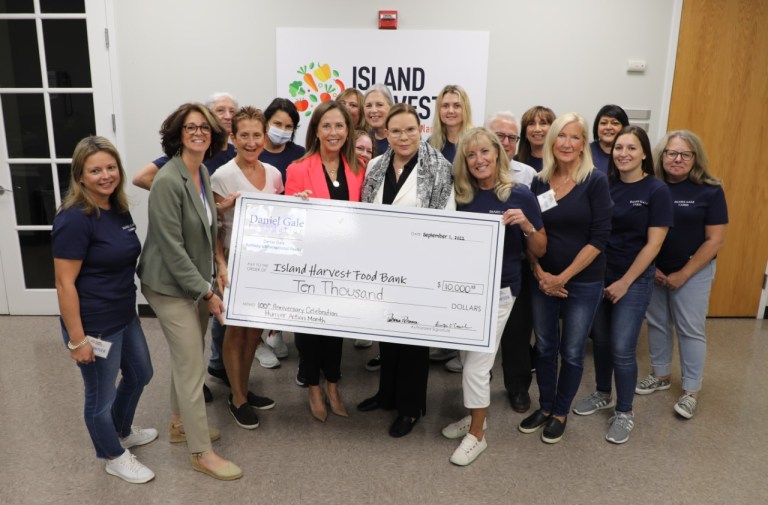 Daniel Gale Sotheby’s international realty kicks off island-wide fundraiser  to support Island Harvest and City Harvest Food Banks
