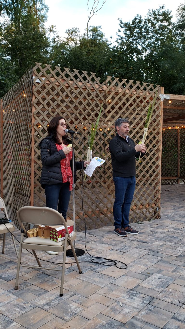 Temple Judea celebrates Sukkot