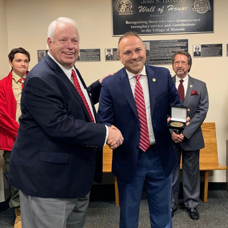 Steven Grosskopf inducted to Mineola Wall of Honor