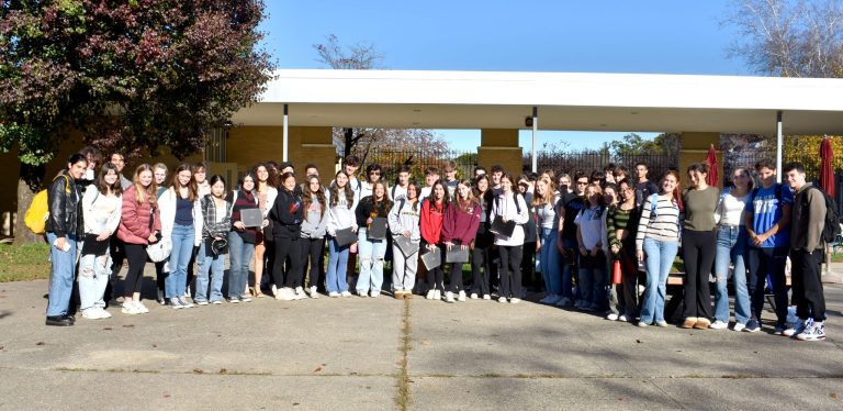 58 inducted into the Rho Kappa Social Studies Honor Society at North Shore High School