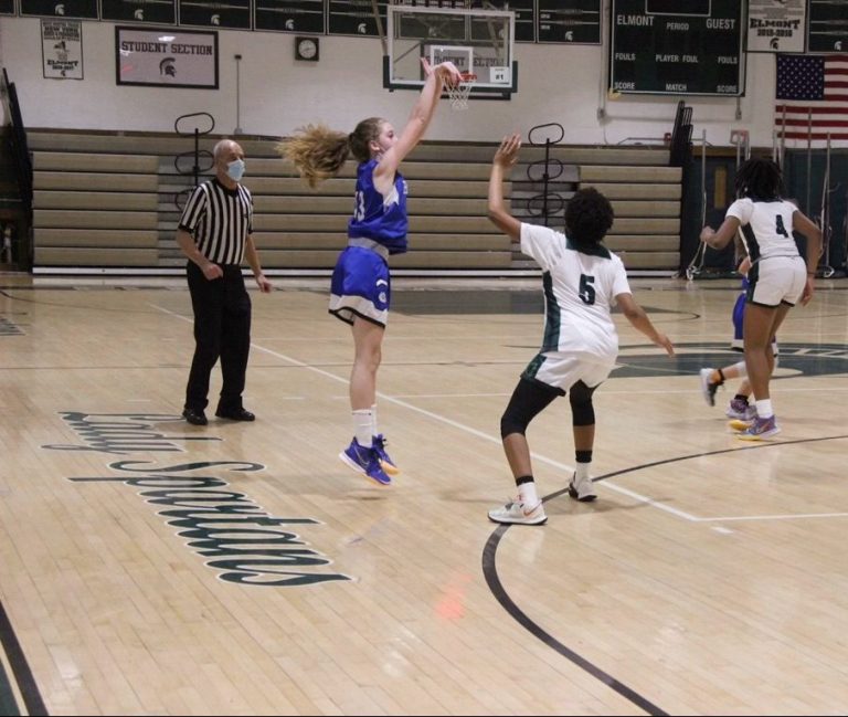 Roslyn’s Leiderman trying to shoot her team into the playoffs as a senior Roslyn’s Leiderman trying to shoot her team into the playoffs as a senior