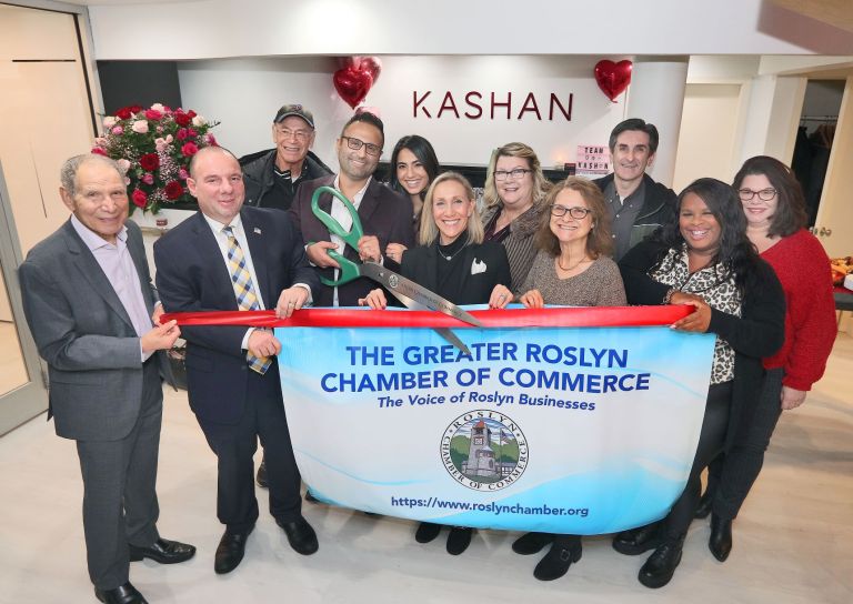 Town official attends ribbon cutting ceremony for Kashan Town official attends ribbon cutting ceremony for Kashan