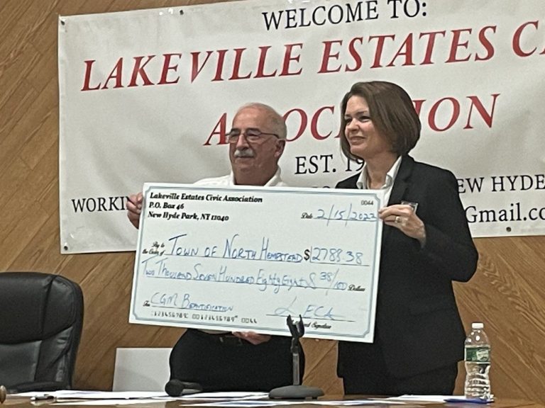 DeSena meets with Lakeville Estates for town updates, Q&A