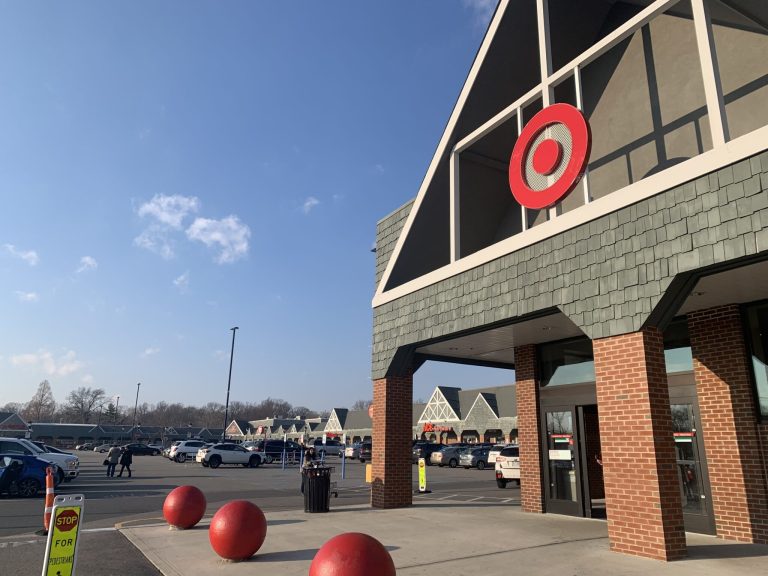 Crumbl Cookies, Starbucks drive-thru coming to Soundview Marketplace Crumbl Cookies, Starbucks drive-thru coming to Soundview Marketplace