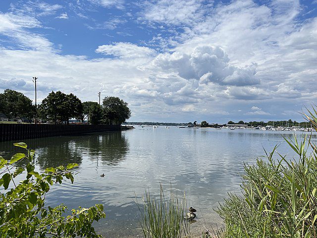 Local teens rescue three men from Manhasset Bay