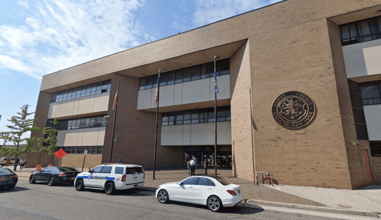 Glen Head woman sentenced to 3-6 years in prison for stealing $600K from yacht club Glen Head woman sentenced to 3-6 years in prison for stealing $600K from yacht club