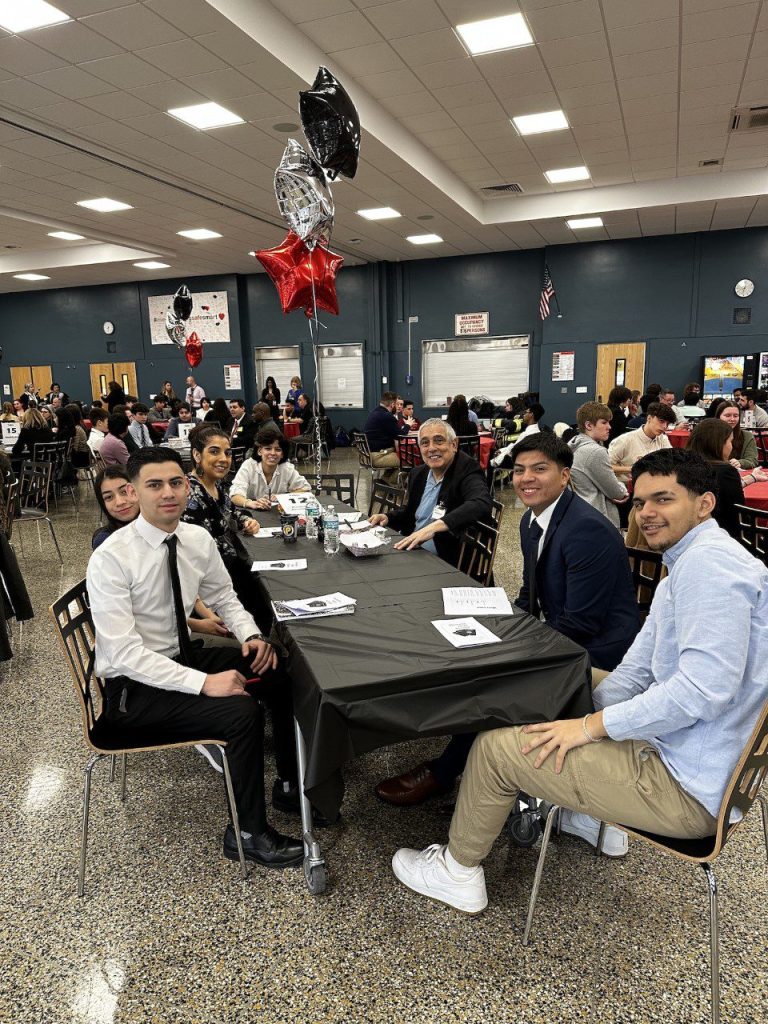 Mineola High School Career Day brings futures into focus Mineola High School Career Day brings futures into focus
