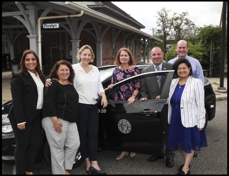 North Hempstead adds electric vehicle charging stations throughout town North Hempstead adds electric vehicle charging stations throughout town