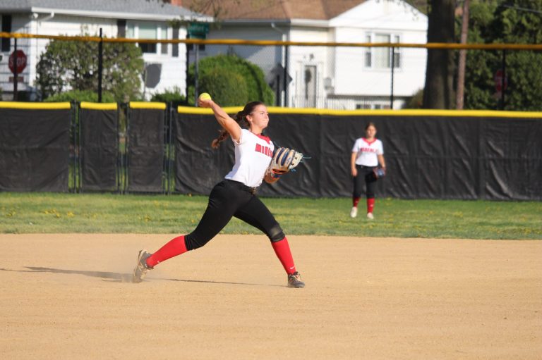 Mineola softball’s Fitzgerald enjoying final season with help from sister
