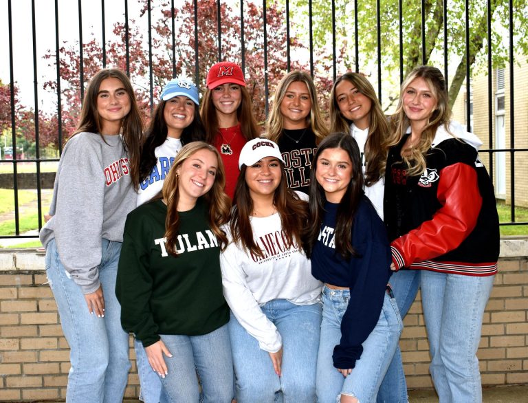 North Shore seniors are college bound North Shore seniors are college bound