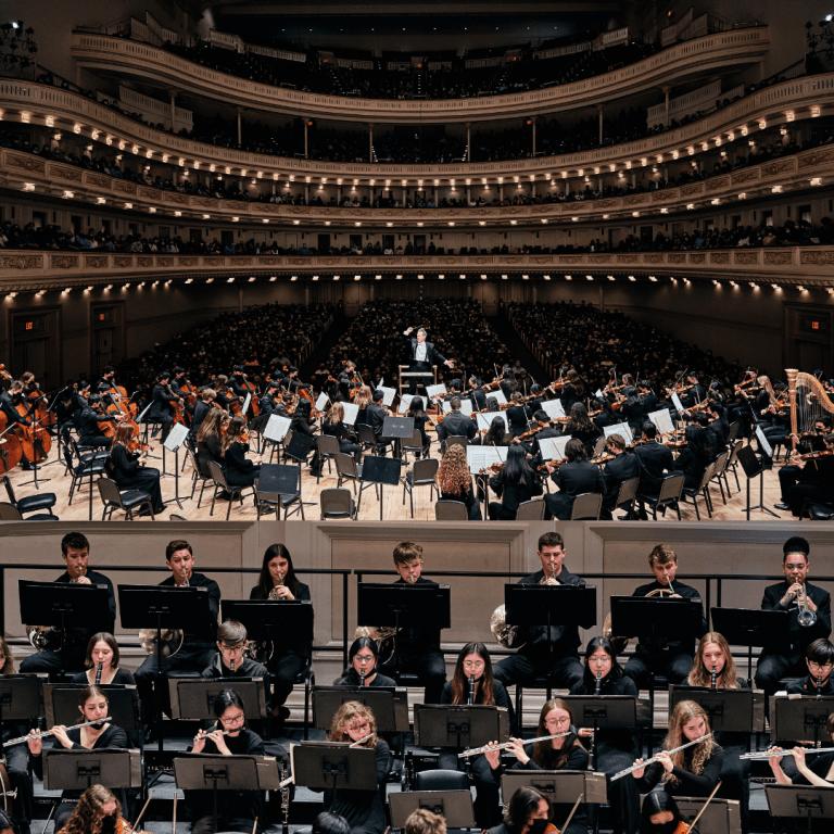 MYO celebrates 30th Anniversary with 800 young musicians at Carnegie Hall