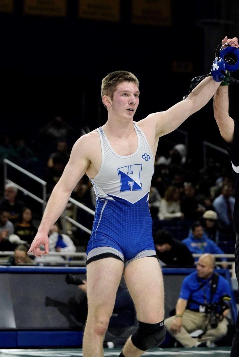 Wrestling: Manhasset’s Carlson, Herricks’ Mattei shine on the mat