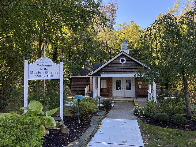 Roslyn Harbor adopts $1.45M budget for 2023-2024
