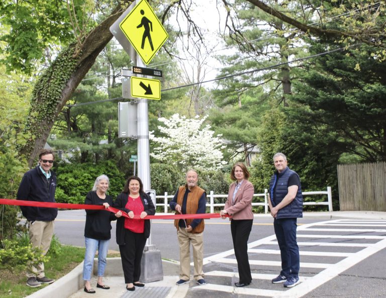 Town adds new crosswalk on N. Plandome Road