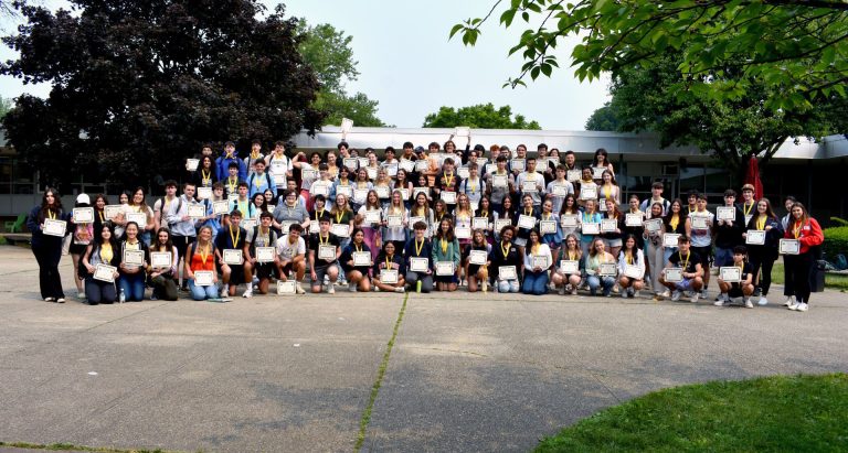 111 high school students receive Seal of Biliteracy at North Shore High School 111 high school students receive Seal of Biliteracy at North Shore High School