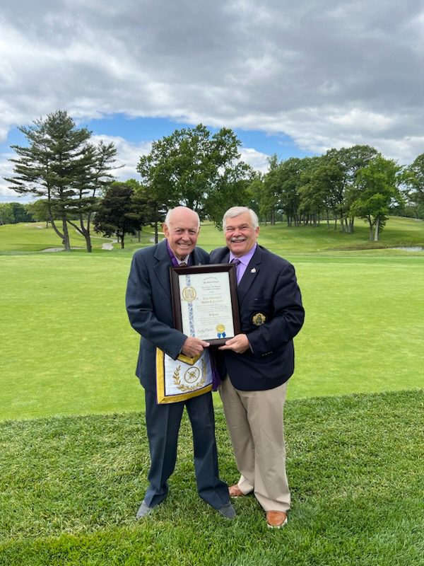 Bob Bernstein recognized for masterful 50-year tenure as freemason