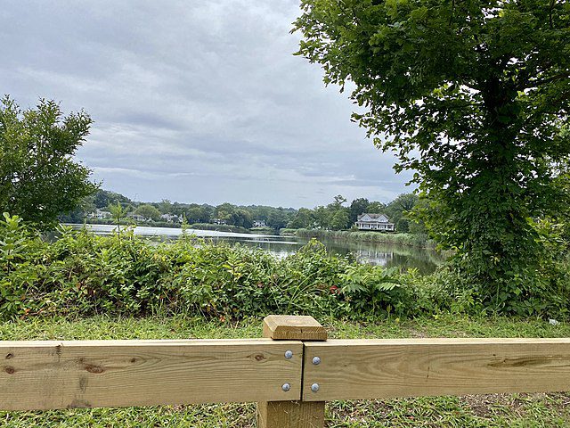 Residents pursue fight to save Leeds Pond