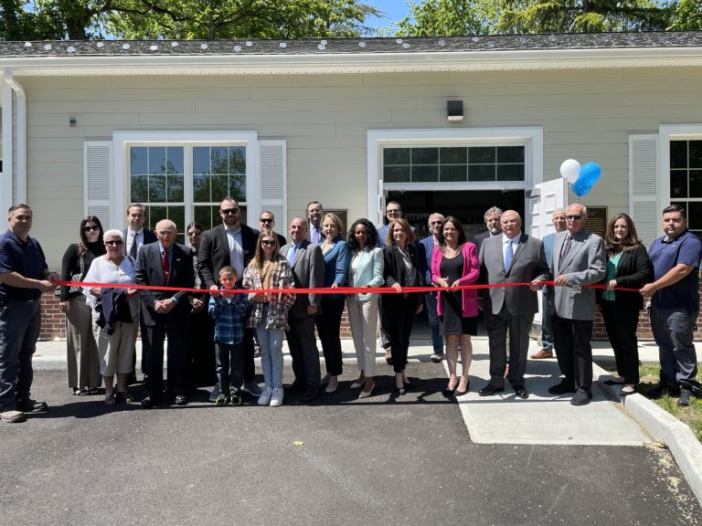 Roslyn Water District cuts ribbon on new advanced oxidation process treatment system