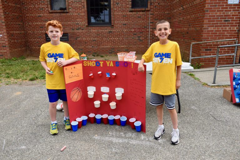 Floral Park-Bellerose School hosts annual STEAM Carnival Floral Park-Bellerose School hosts annual STEAM Carnival