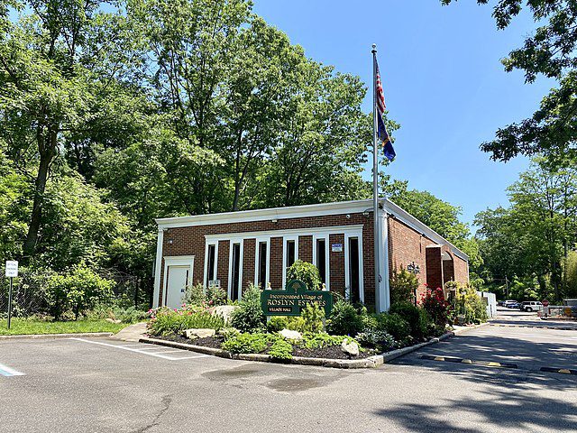 Roslyn Estates proposes expansion of noise ordinance violations