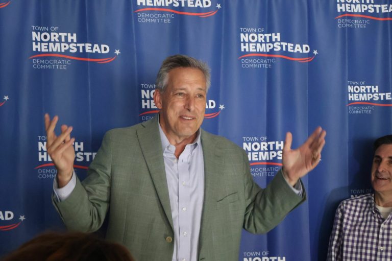 Democrats launch headquarters on Middle Neck Road, candidates pledge strong governance