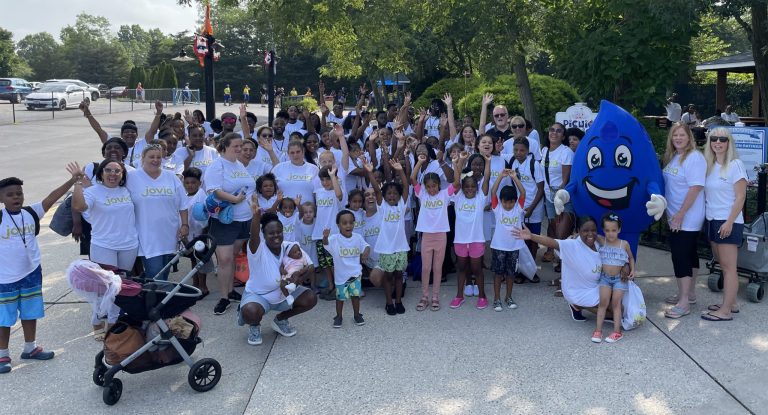 Splish Splash and Jovia Financial Credit Union co-host 2nd Annual Carefree Day of Sun and Water Park Fun for Underserved Youth and Long Island Families