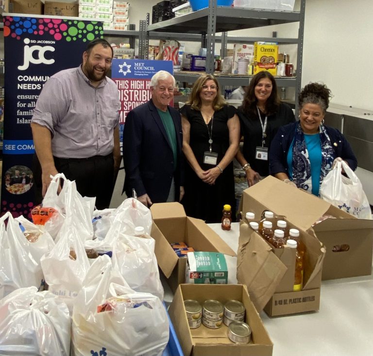 Lavine helps fight food insecurity on Long Island