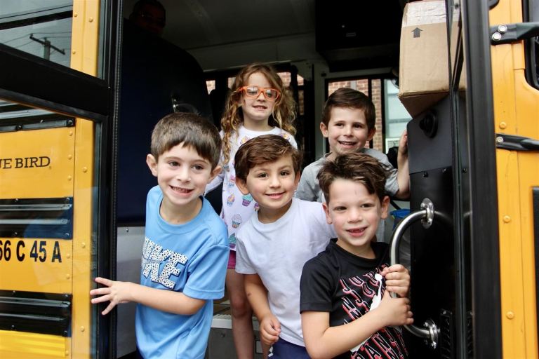 Bus Orientation Day for Roslyn kindergarten students